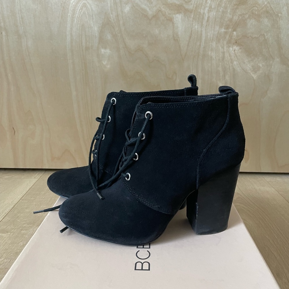 BCBGeneration black suede leather booties - Picture 3 of 5